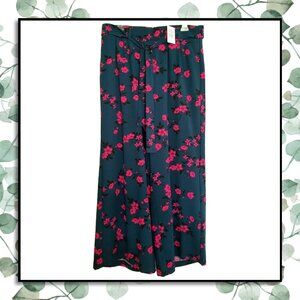 *NWT* Torrid Blue Floral Crepe Wide Leg Pants With Tie Belt - Size 1X